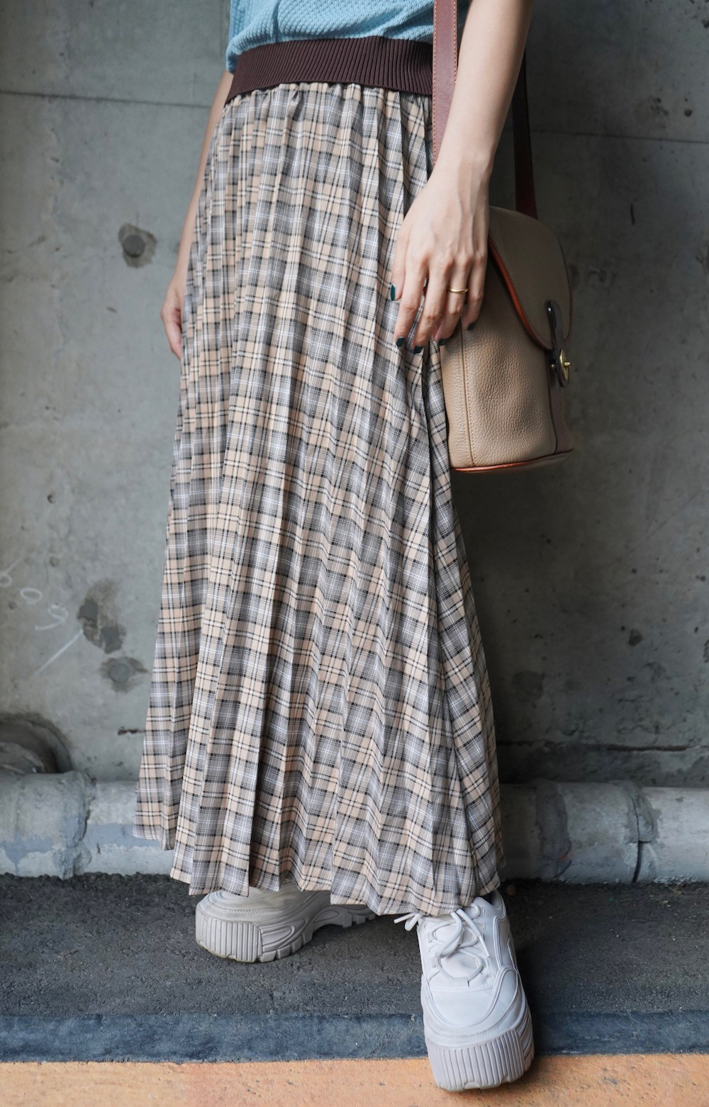 Beige Check Pleats Long Easy Skirt