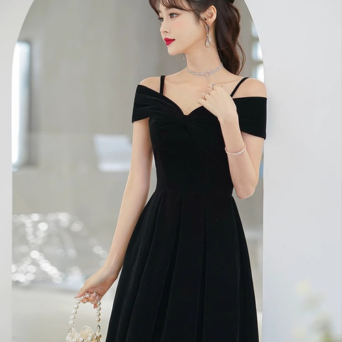 オフショルダー 黒 サテン/ベロア パーティードレス シンプル 韓国風