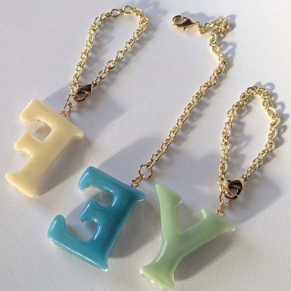 名入れ　レジン　淡水パール　キーホルダー　ギフト　ペア　お揃い　結婚式　推し活　出産祝い　入園　入学　メモリアル 11枚目の画像