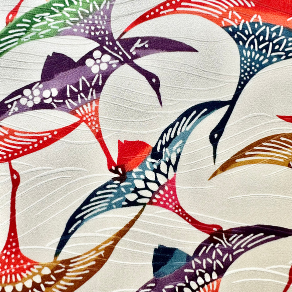 着物のファブリックパネル　紫と鶴の群れ（2枚セット）　27×27cm インテリア　着物リメイク　アートパネル　正月飾り 5枚目の画像