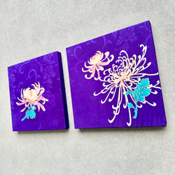 着物のファブリックパネル　紫に菊花（2枚セット） 22×22cm インテリア　着物リメイク　アートパネル　正月飾り　玄関 2枚目の画像