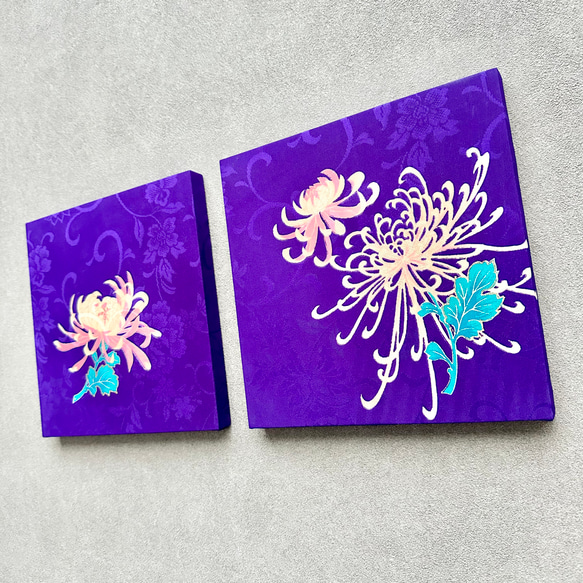 着物のファブリックパネル　紫に菊花（2枚セット） 22×22cm インテリア　着物リメイク　アートパネル　正月飾り　玄関 2枚目の画像