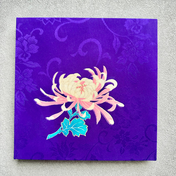 着物のファブリックパネル　紫に菊花（2枚セット） 22×22cm インテリア　着物リメイク　アートパネル　正月飾り　玄関 9枚目の画像