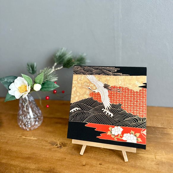 着物のファブリックパネル　輝く雲と鶴　 22×22cm インテリア　着物リメイク　アートパネル　和モダン 正月飾り　玄関 1枚目の画像