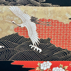 着物のファブリックパネル　輝く雲と鶴　 22×22cm インテリア　着物リメイク　アートパネル　和モダン 正月飾り　玄関 6枚目の画像