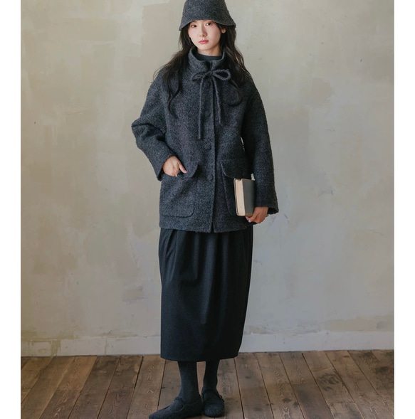 美シルエット　タック付きコクーンジャンパースカート　ポケット付き【秋冬春】ダークグレー 11枚目の画像