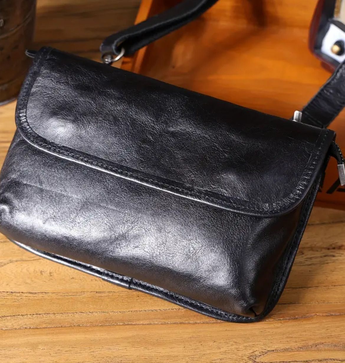 クロスボディバッグ ショルダーバッグ メンズ レディース 牛革 小さめ メッセンジャー スリングバッグ バック カバン