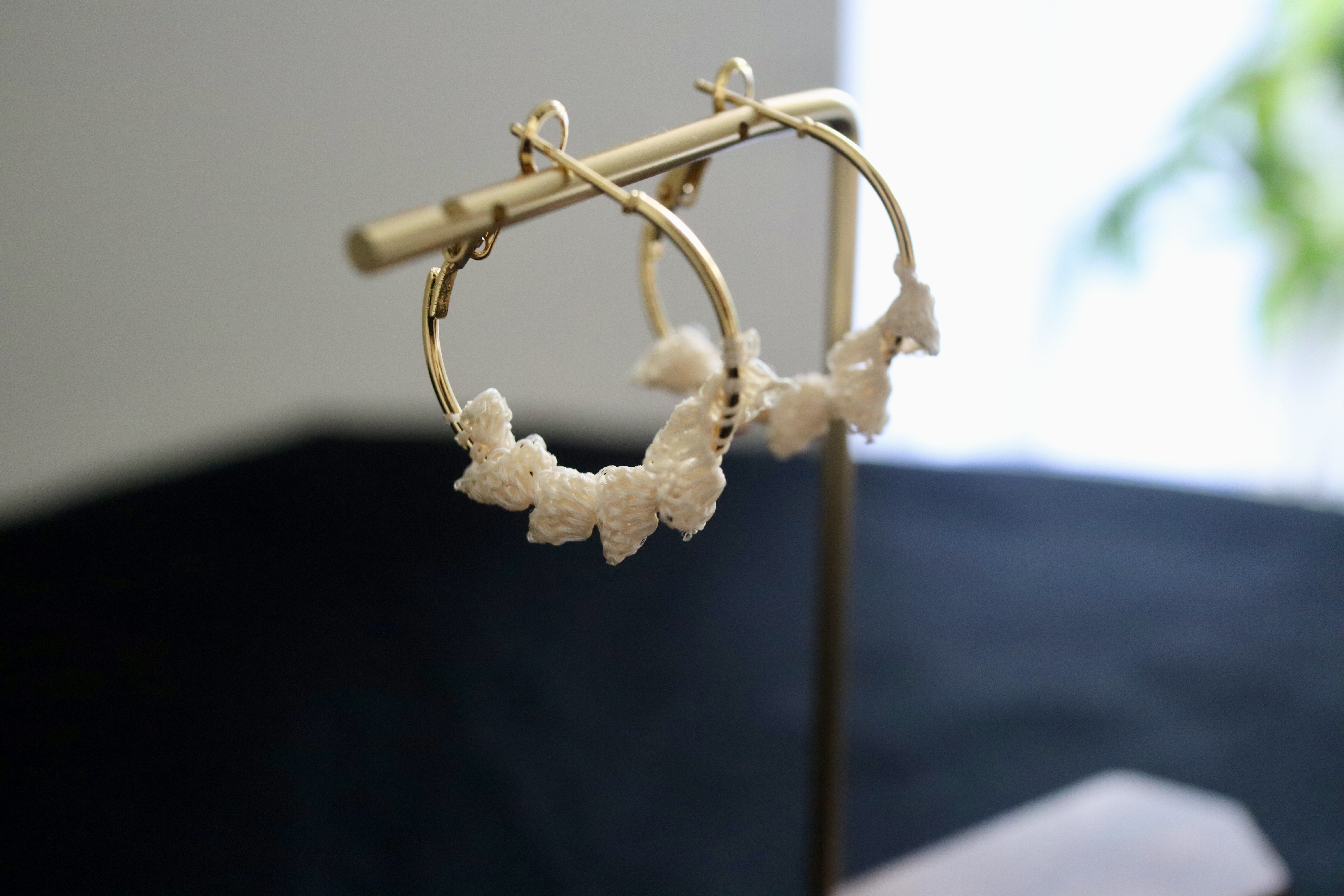 wreathe 国産ワイルドシルク糸 hoop frill