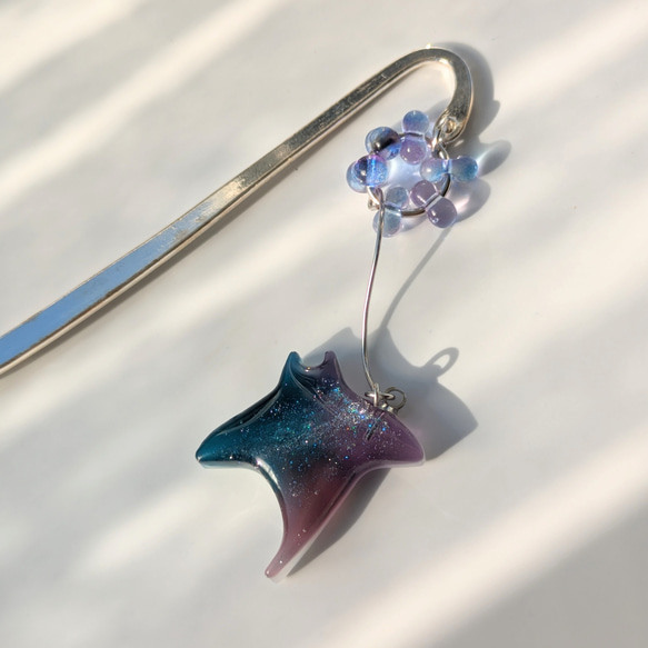 夜空　エイ　ブックマーカー　しおり　星空　宇宙　海　ブックマーク　青　ブルー　紫　プレゼント　ギフト　読書　手帳　 2枚目の画像