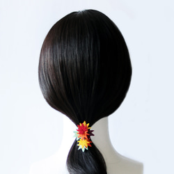 奥深い秋色に染まる紅葉の立体刺繍ポニーフック 7枚目の画像