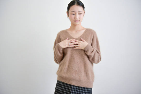 【カシミヤ100%★無縫製】超柔らか起毛│ シームレス│ バルーンスリーブ │Vネック│上品│T-237 5枚目の画像