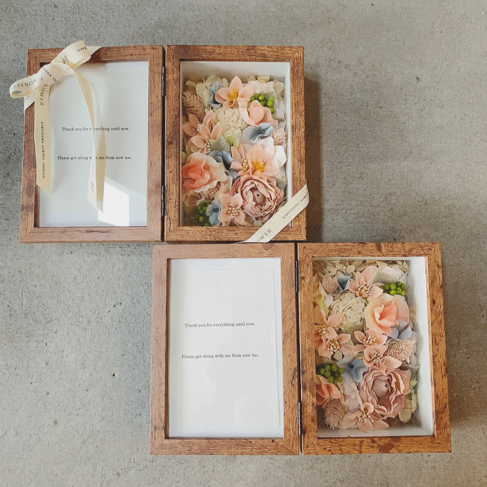 両親贈呈品　子育て感謝状　母の日　母の日花　新築祝い　お誕生日　お祝い　祝電花　卒業祝い　結婚祝い　写真たて　ひな祭り