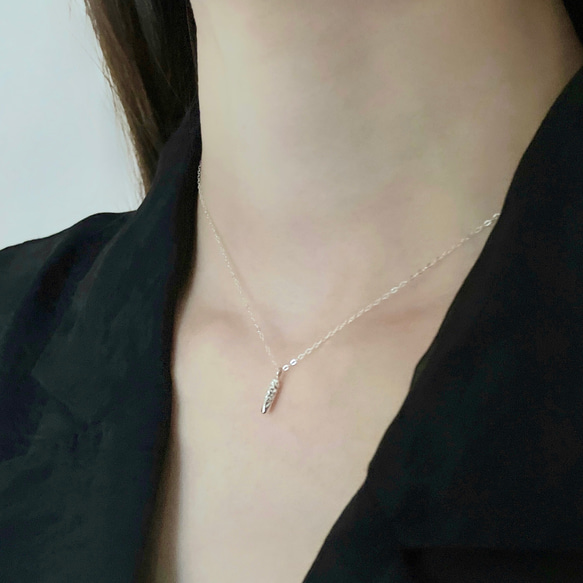 ラフなミニバーチャーム　スライドチェーンネックレス　シルバー925 1枚目の画像