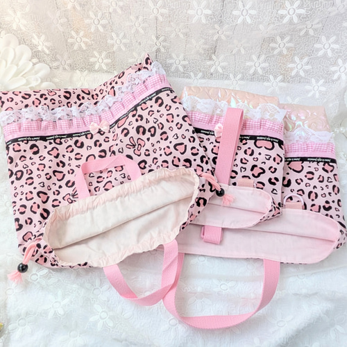 りいmama♡様 レッスンバッグ 上履き袋 体操着袋 ヌビ ハート キルト