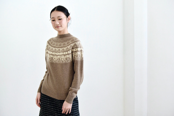 【カシミヤ100%★フェアアイル柄】大きめの花柄│クリスマス│ニットセーター│リラックス感│大人可愛さ│T-236 5枚目の画像
