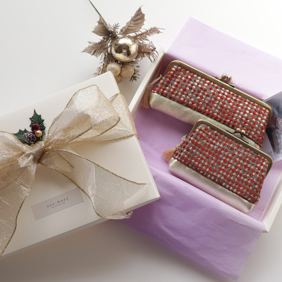 聖誕節限量假日禮盒：眼鏡盒和親子皮夾套裝 第1張的照片