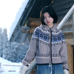 フード付き ウール100%フェアアイル編みセーター/カーディガン【秋冬春】 3枚目の画像