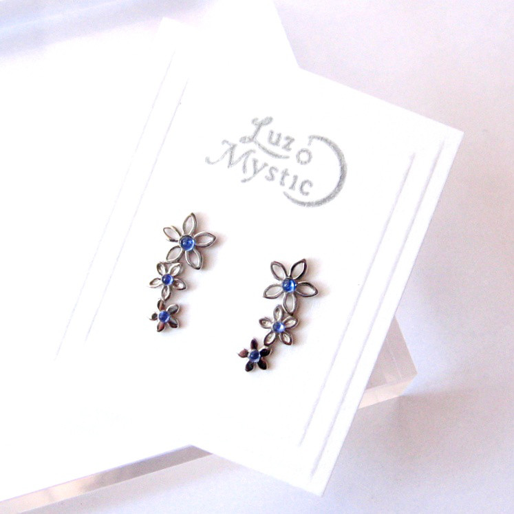 3輪のお花ピアス（sv925製/ロジウムメッキver.）No.4-2sv