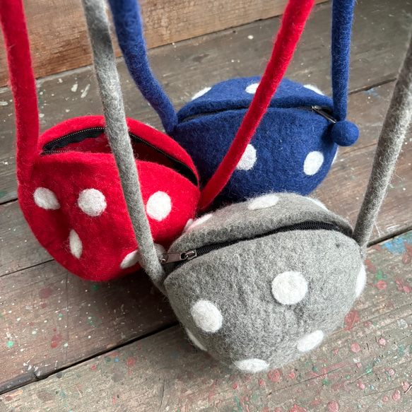 サンプル 羊毛 フェルト ドット 水玉 ショルダーバッグ ハンドメイド 7枚目の画像