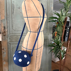 サンプル 羊毛 フェルト ドット 水玉 ショルダーバッグ ハンドメイド 1枚目の画像