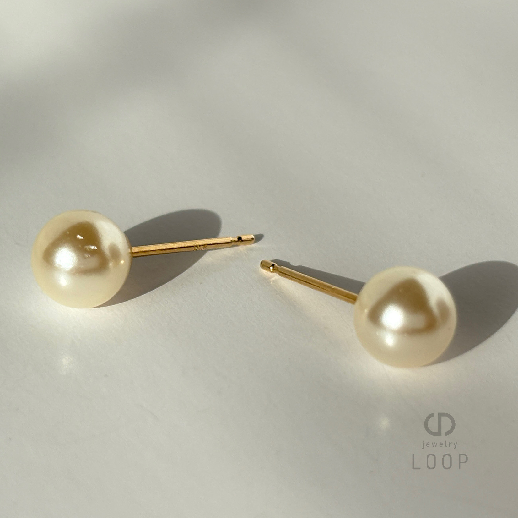 「K18パールピアス｜静かに艶めく〈現品限り〉」