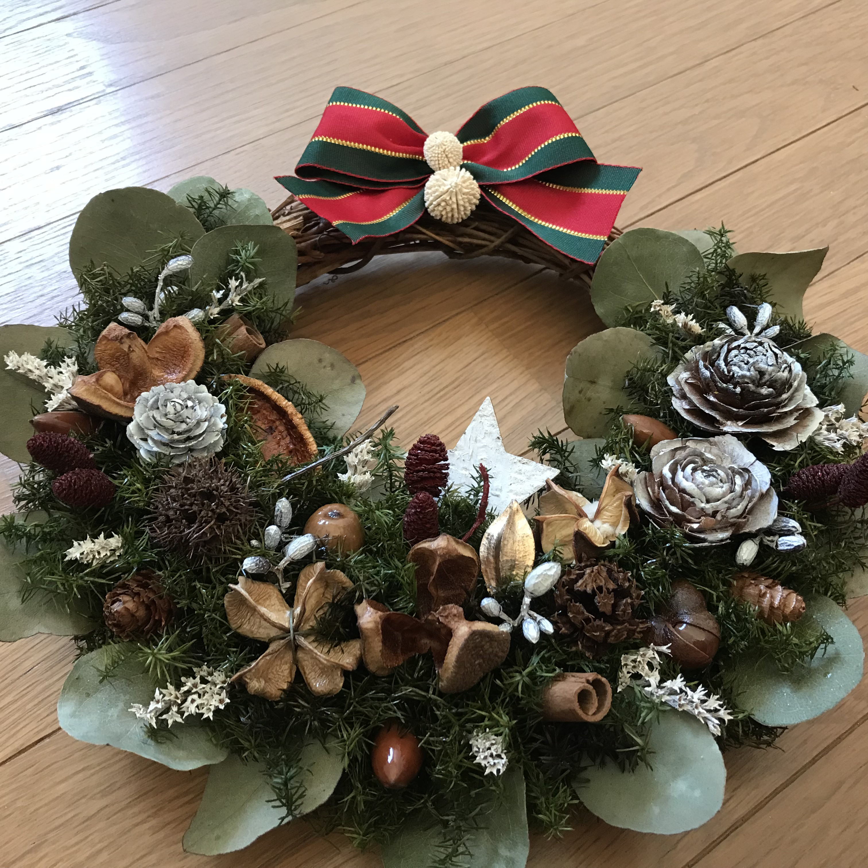 《X’mas》木の実とユーカリのハーフリース 最大28cm（6000－5000に値下げしました）