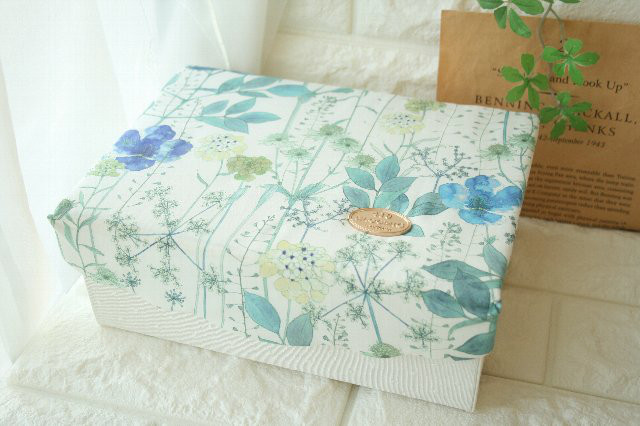 リバティ生地使用　2段　裁縫箱　ソーイングボックス　アクセサリーボックス 　イルマ 4,200円