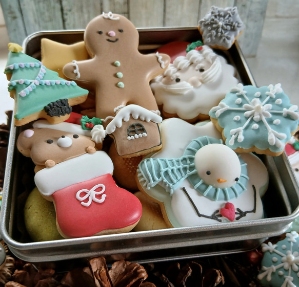 Creema限定新作『クリスマスギフト2025』クリスマスのアイシングクッキー缶※クッキー缶※身体に優しい甜菜糖使用 3枚目の画像