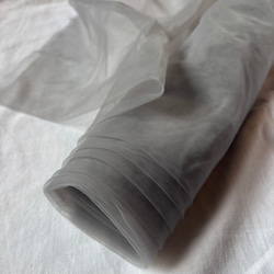 【幅広150cm】ソフトチュール生地 グレー｜なめらかでやわらかなチュール／ウェディング・背景布・衣装づくり 1枚目の画像