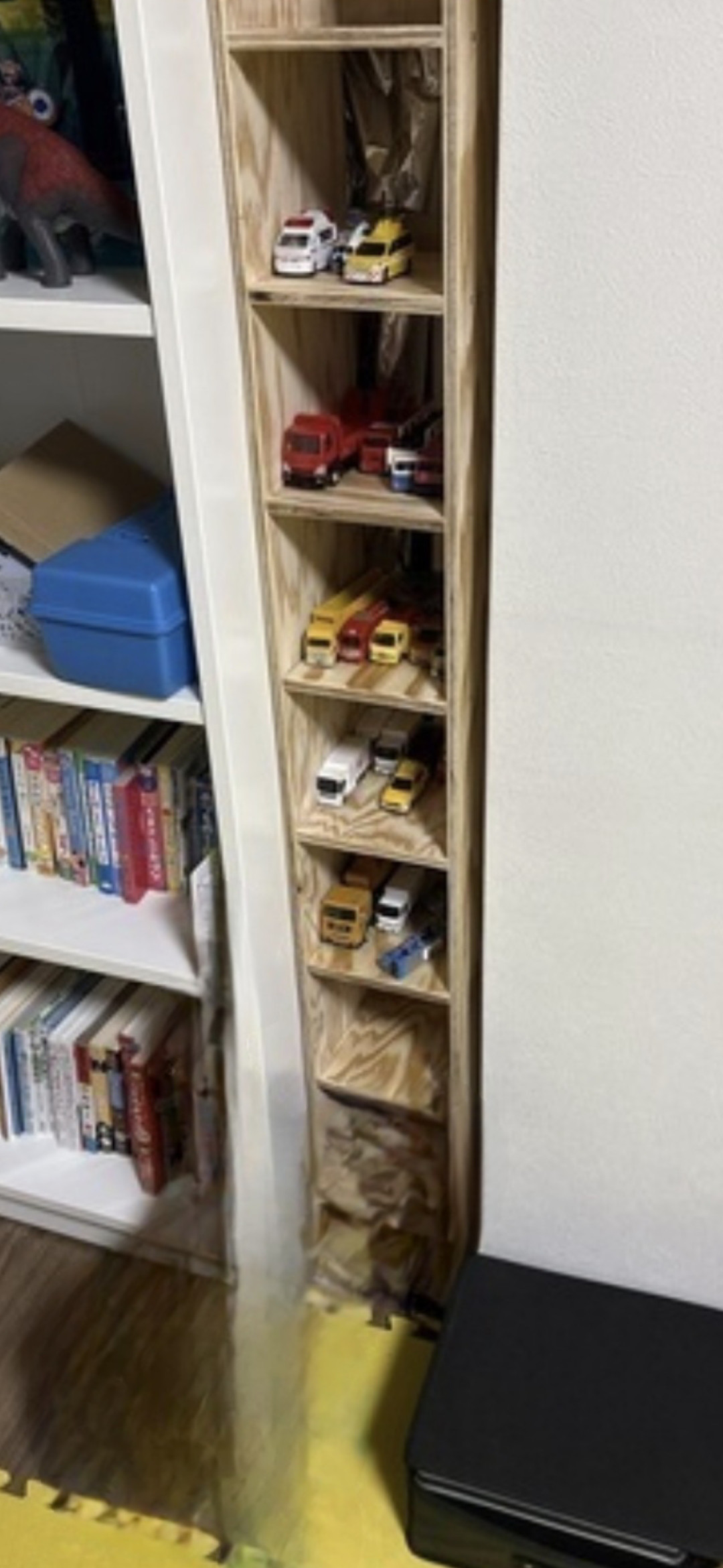 隙間収納棚、ラック