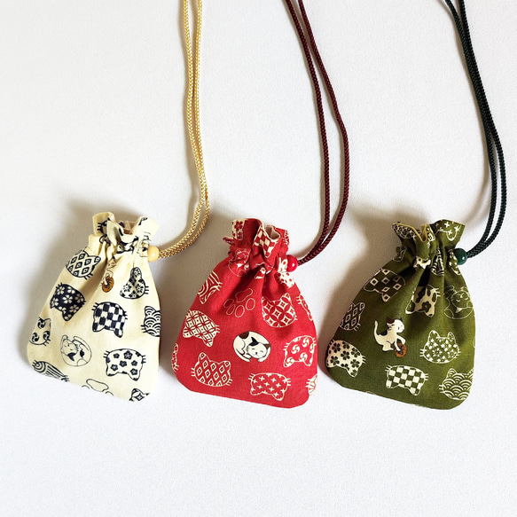 フルーツバスケット　お守り　赤い巾着　セット フルーツバスケットお守り 赤い巾着セット フルーツバスケット お守り