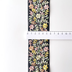1069 【 幅：5.5cm 】 インド刺繍リボン　ブラック　チュール　イエロー　オレンジ　グリーン 4枚目の画像