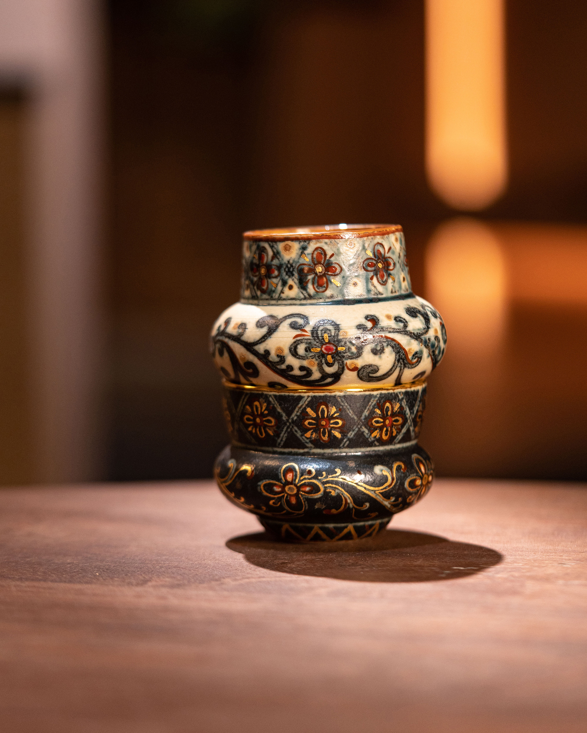 詩瓷集｜華やかな唐風・見花開 金彩アップグレード版ペアカップ（景徳鎮製・約155ml・青花釉下彩＋釉上彩＋金彩仕上げ）