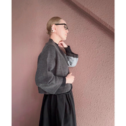 長さ選べる❤️RATAオリジナル❤️大人女性のためのショール風ニット❤️アシンメトリー配色袖❤️チャコール❤️付属ピン付 7枚目の画像