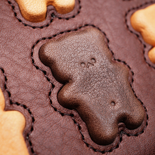 くまちゃんブラウニー長財布（牛革製）／お菓子な革小物 長財布 EARL'S