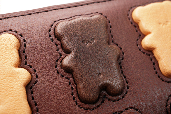 くまちゃんブラウニー2つ折りがま口財布（牛革製）／お菓子な革小物 7枚目の画像