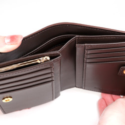 くまちゃんブラウニー2つ折りがま口財布（牛革製）／お菓子な革小物 11枚目の画像