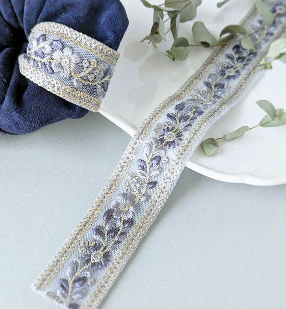 ホリデーボックス2025/選べるカラー/本革スエード大人のためのバンスクリップリボン小さめ＆ インド刺繍リボンシュシュ 16枚目の画像