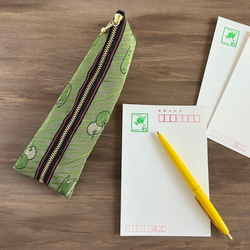 畳縁　笔盒　日式　青蘋果　兔子　綠色的 第2張的照片