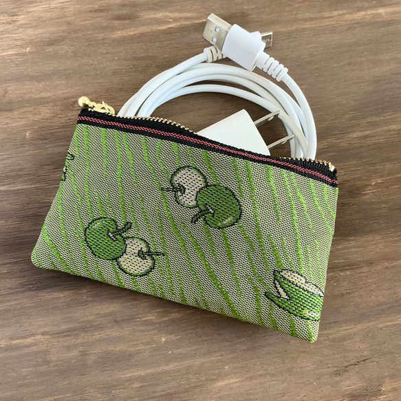 畳縁　硬幣錢包　名片夾　青蘋果　兔子　綠色的　日式 第5張的照片