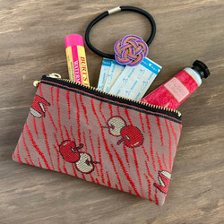 畳縁　硬幣錢包　名片夾　蘋果　兔子　紅色的　日式 第5張的照片