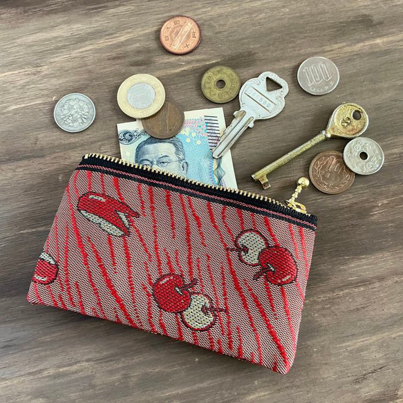 畳縁　硬幣錢包　名片夾　蘋果　兔子　紅色的　日式 第4張的照片