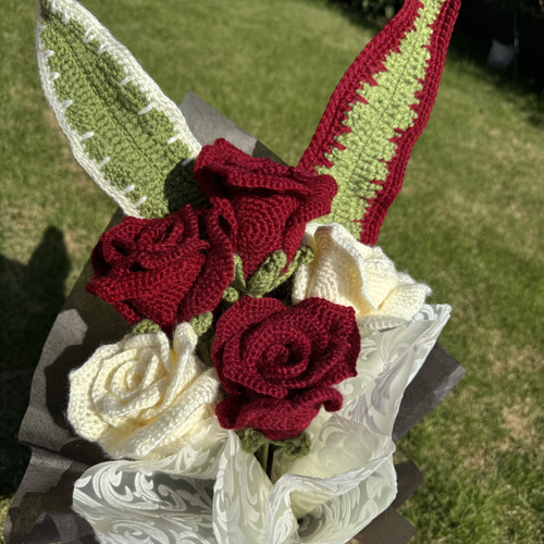 かぎ針編みのバラのブーケ』 編み物 枯れない花 ブーケ 花束 毛糸