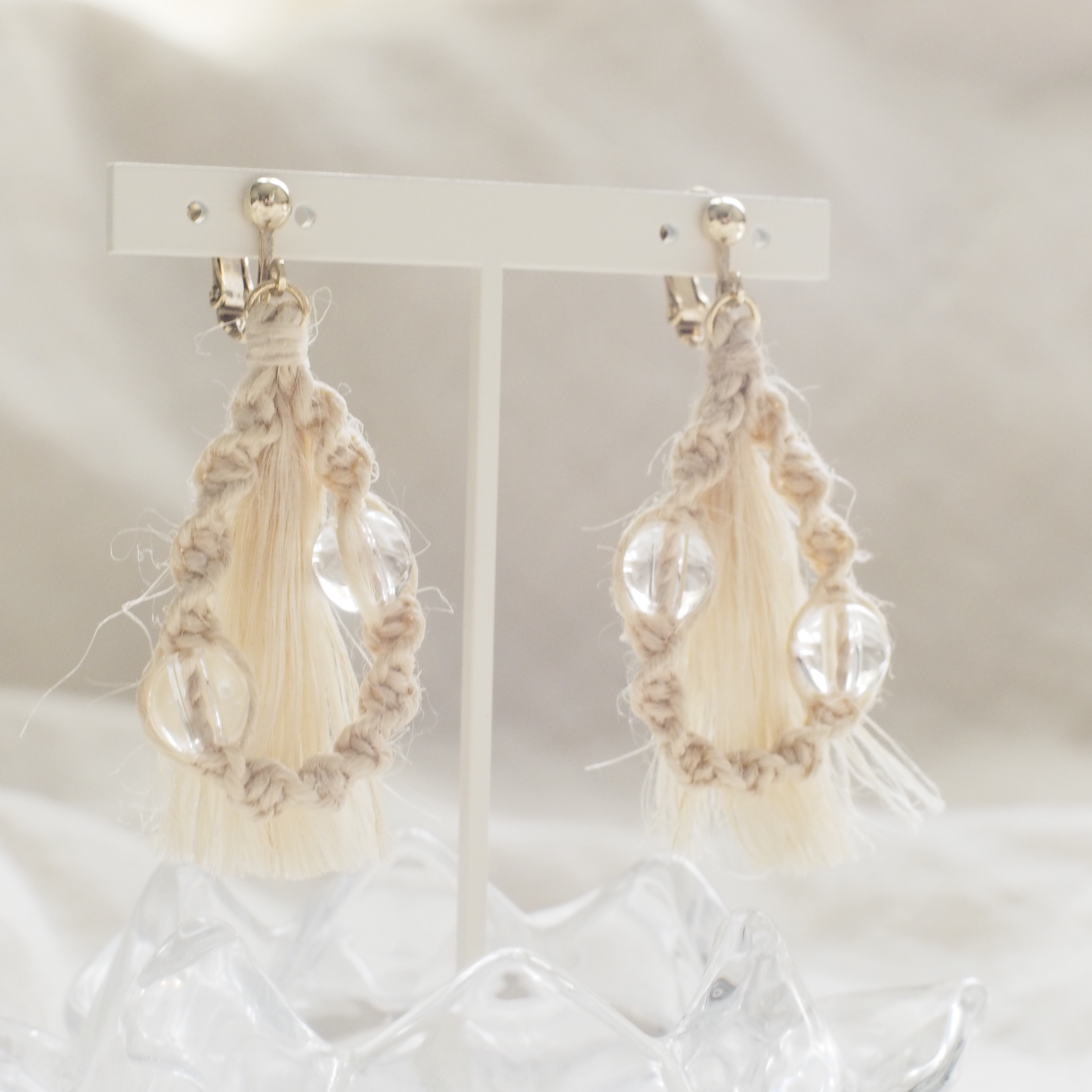 精麻の耳守り＂命のバトン＂…（クリア水晶）イヤリング、ピアス、お守り、浄化