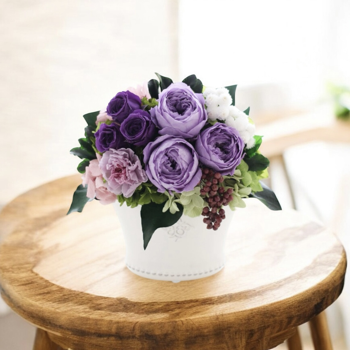 ☆プリザーブドフラワー＜ココット＞ラベンダー色 薄紫色 オールドローズ バラ【お祝い】喜寿 古希