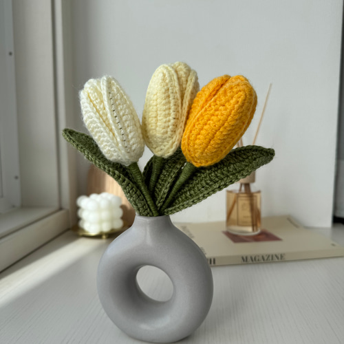 かぎ針編みの選べる10色チューリップ』編み物 枯れない花 毛糸 ニット