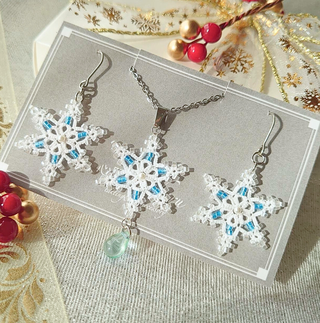 ❄️タティングレース　雪の結晶 ネックレス＆ピアス（イヤリング）セット❄️