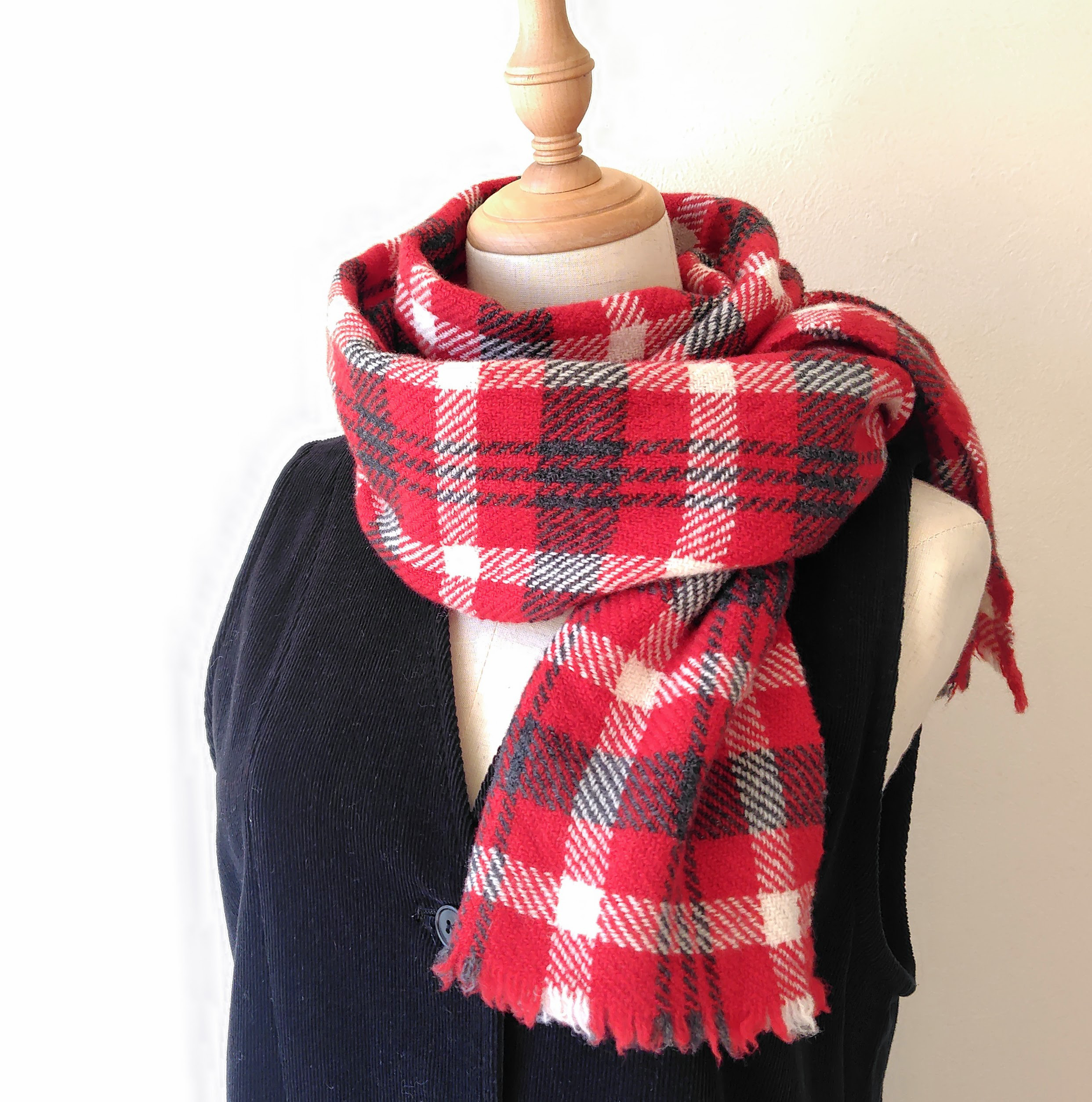 北欧手織り軽くて暖かいオリジナルチェックマフラー（レッド）