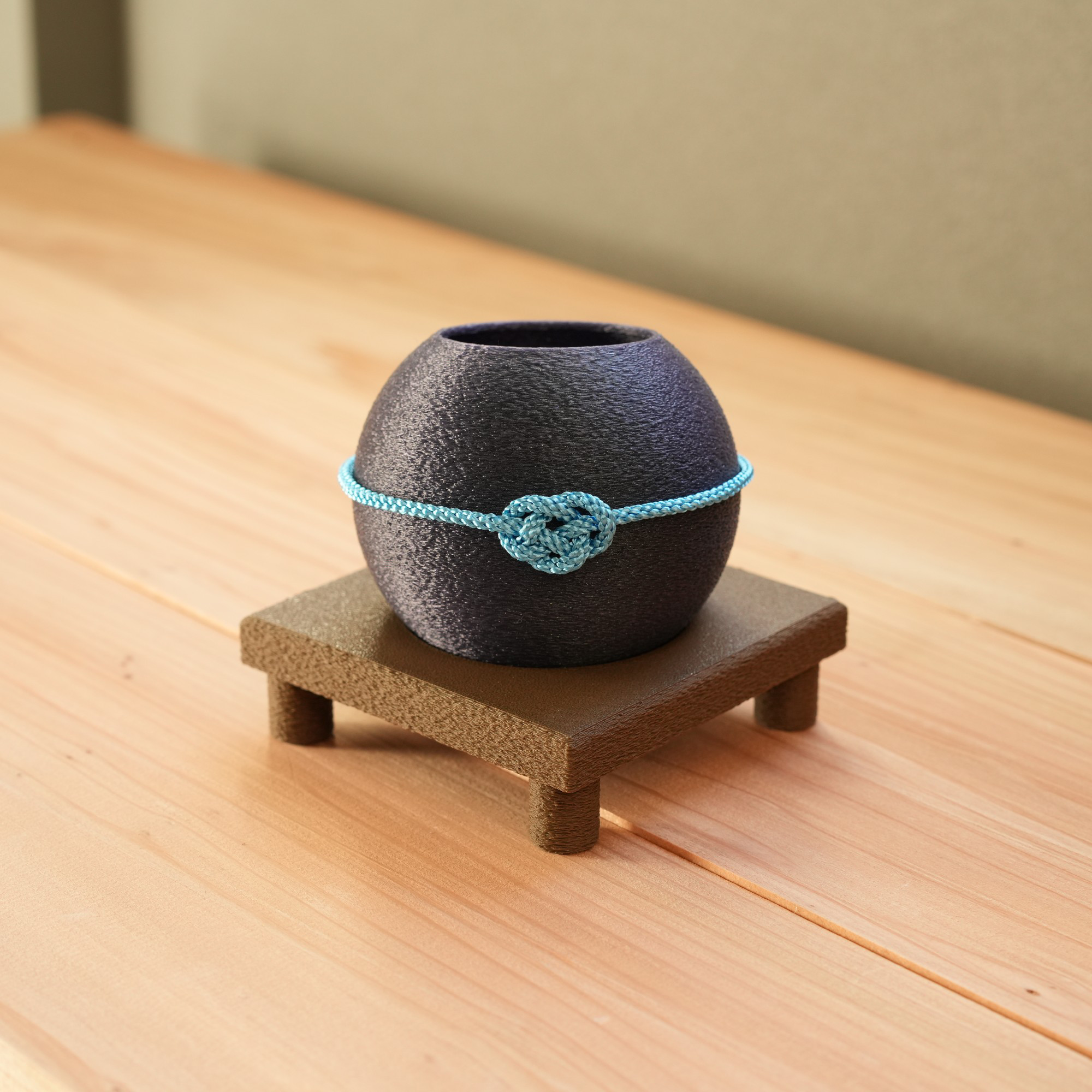 小手毬（褐色-かちいろ-）｜和モダンなインテリア小物｜花器｜花瓶｜和風インテリア｜