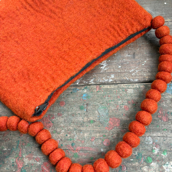 SALE! 羊毛 フェルト ショルダーバッグ ハンドメイド 9枚目の画像